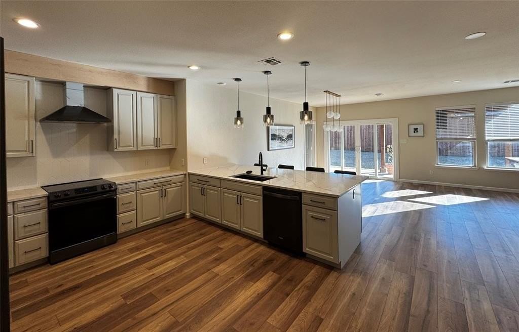 14917 Spruce Street - Photo 5 of 13