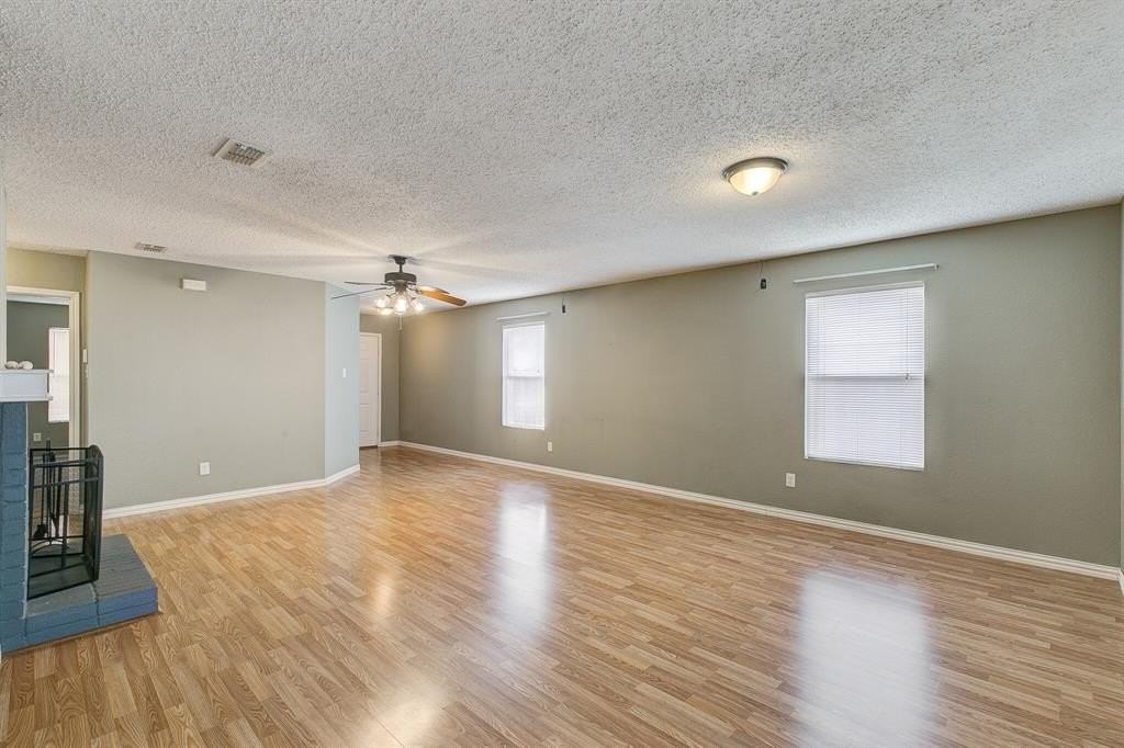 9208 Glen Falls Lane - Photo 4 of 14