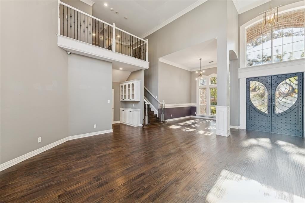 720 Wyndsor Creek Drive - Photo 2 of 40