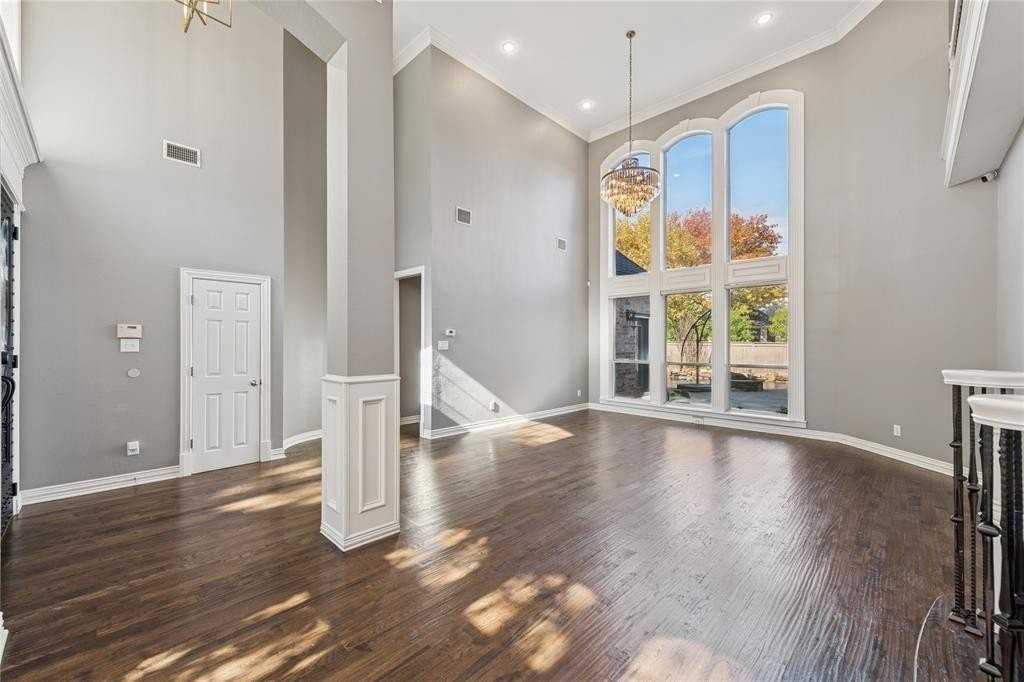 720 Wyndsor Creek Drive - Photo 5 of 40