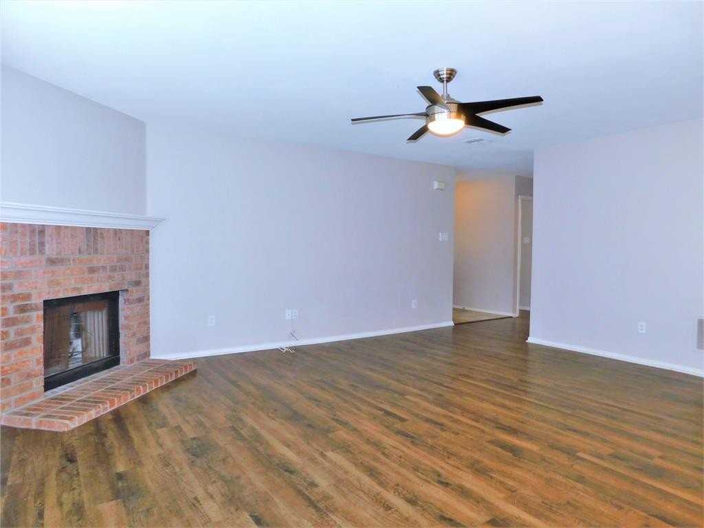 2209 Lookout Lane - Photo 3 of 25