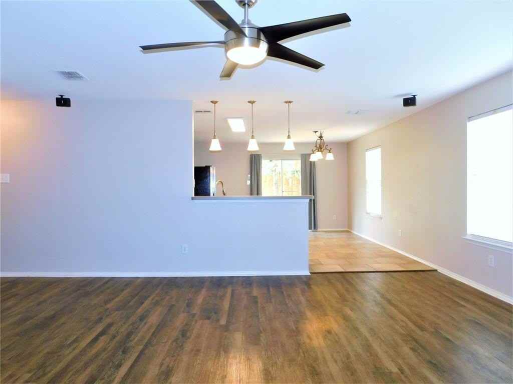 2209 Lookout Lane - Photo 6 of 25