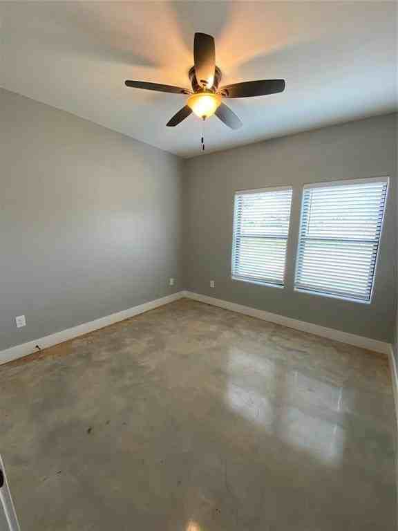 1004 W Hanna St - Photo 6 of 18