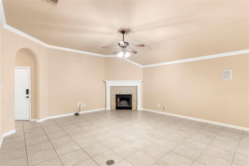 8245 Edgepoint Trail - Photo 7 of 28