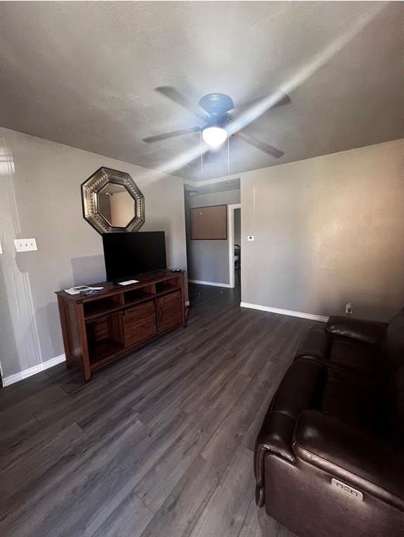 3632 South Marsalis Avenue - Photo 2 of 4