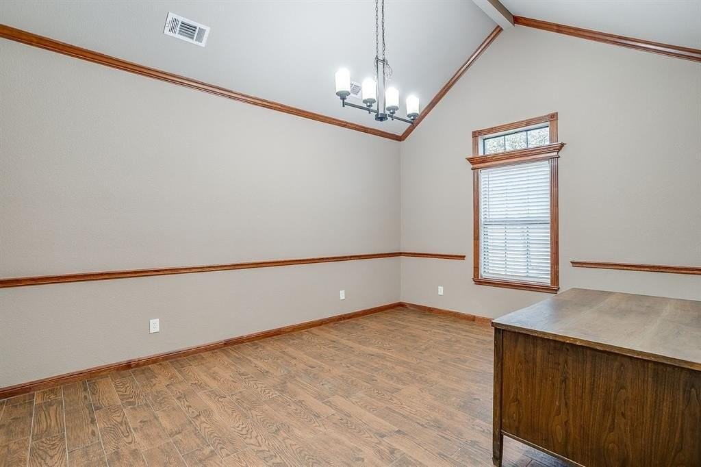 129 Eagle Dr - Photo 7 of 37