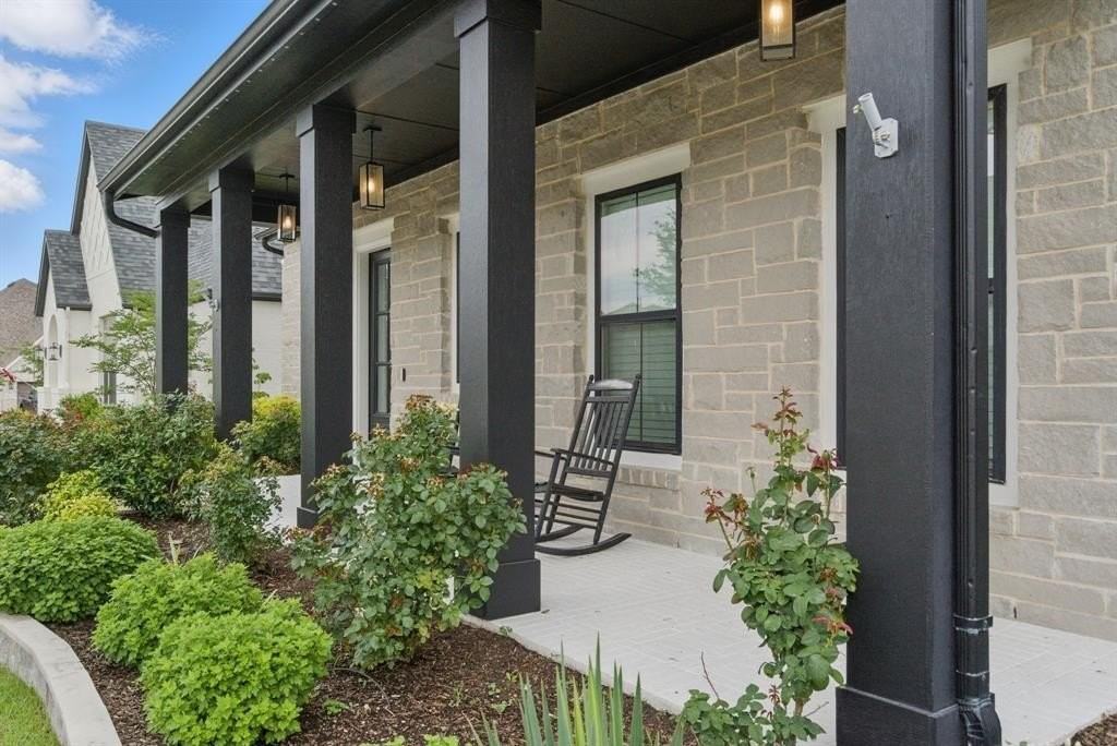 2205 Sandrellan Street - Photo 3 of 39