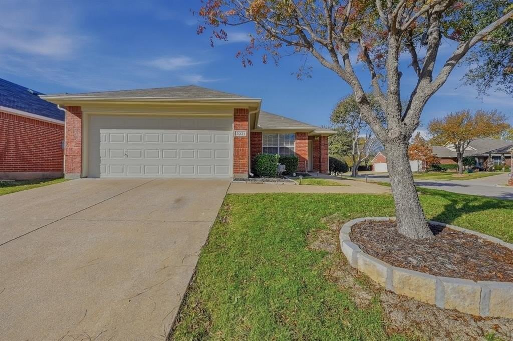 3321 Versante Drive - Photo 4 of 31