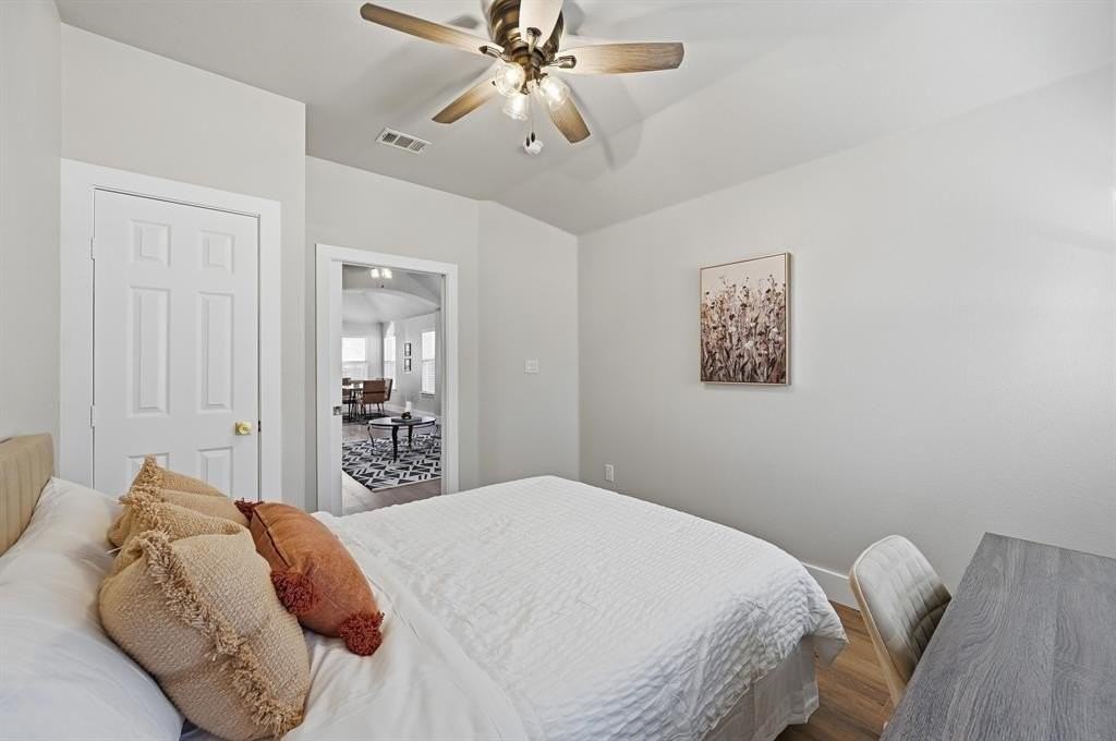 3321 Versante Drive - Photo 7 of 31