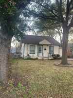 featured image of 706 N Park Ave