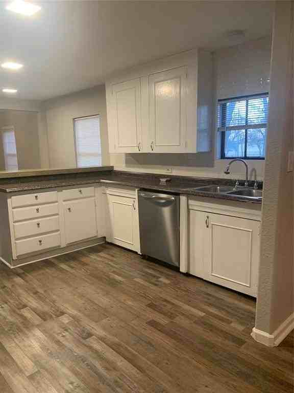 706 North Park Avenue - Photo 7 of 18