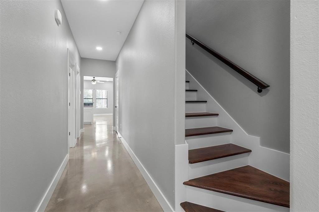 1401 S 5th Ave #1401 - Photo 6 of 16