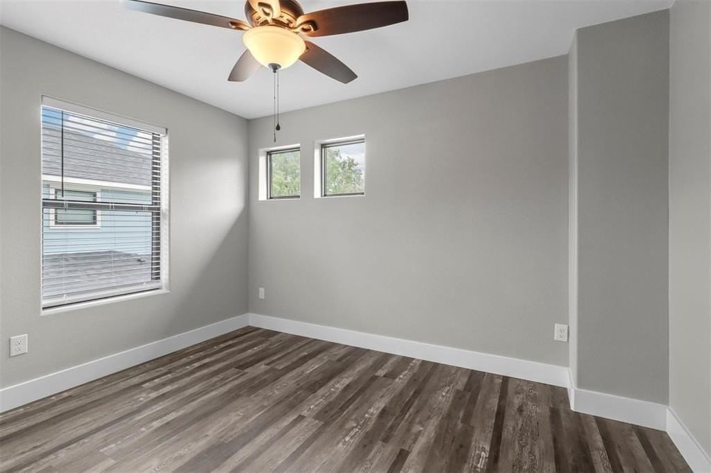 1401 S 5th Ave #1401 - Photo 7 of 16