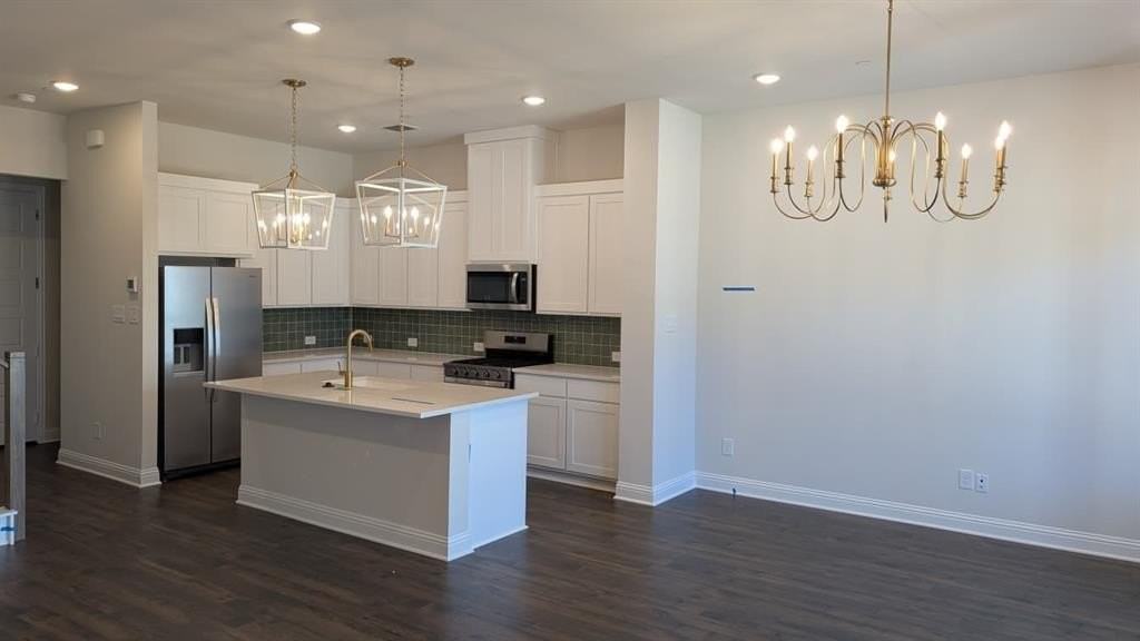 2523 Huxley Mews - Photo 3 of 17