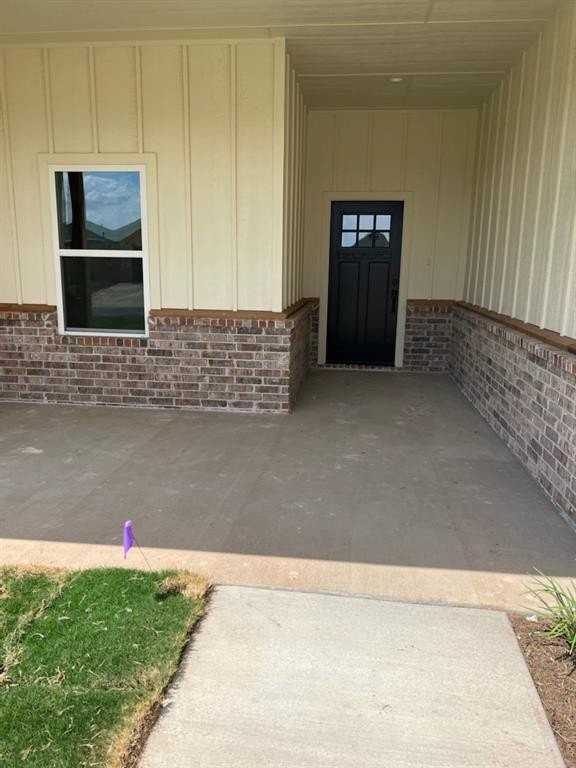 2338 Old Ironsides Rd - Photo 2 of 26