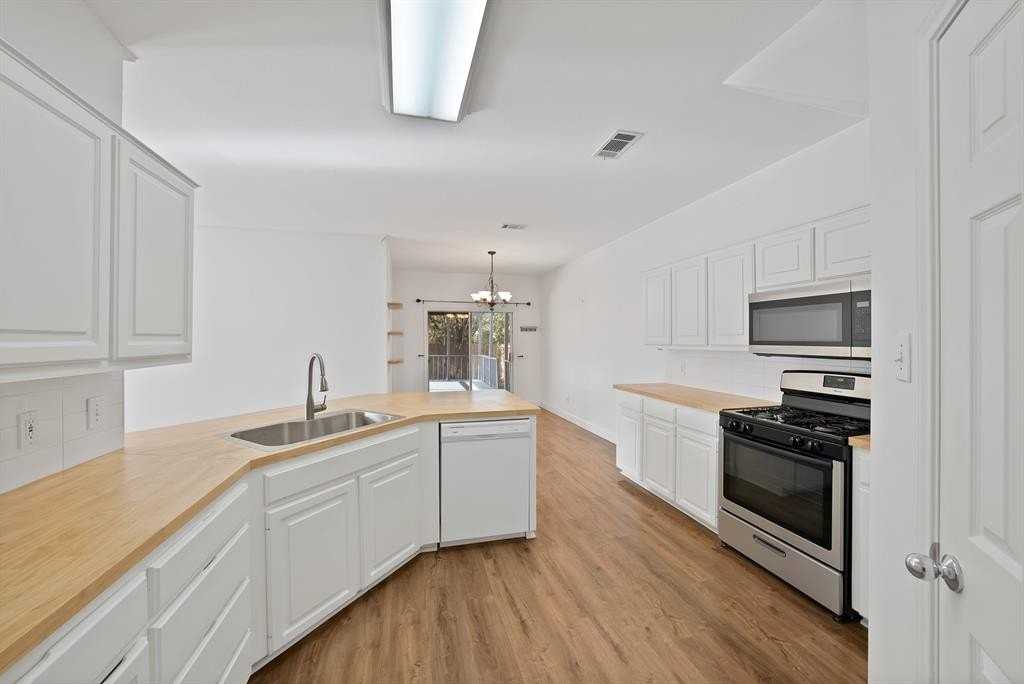 1822 Evergreen Court - Photo 5 of 20