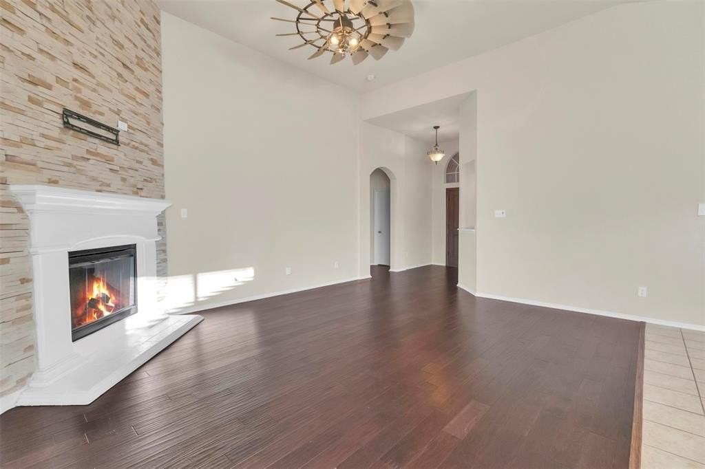 832 Pebble Creek Drive - Photo 6 of 27