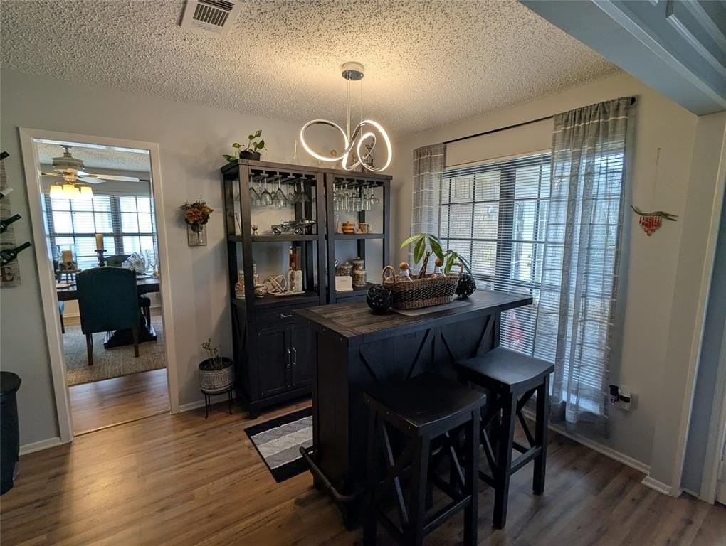 2827 Cross Timbers Drive - Photo 2 of 23