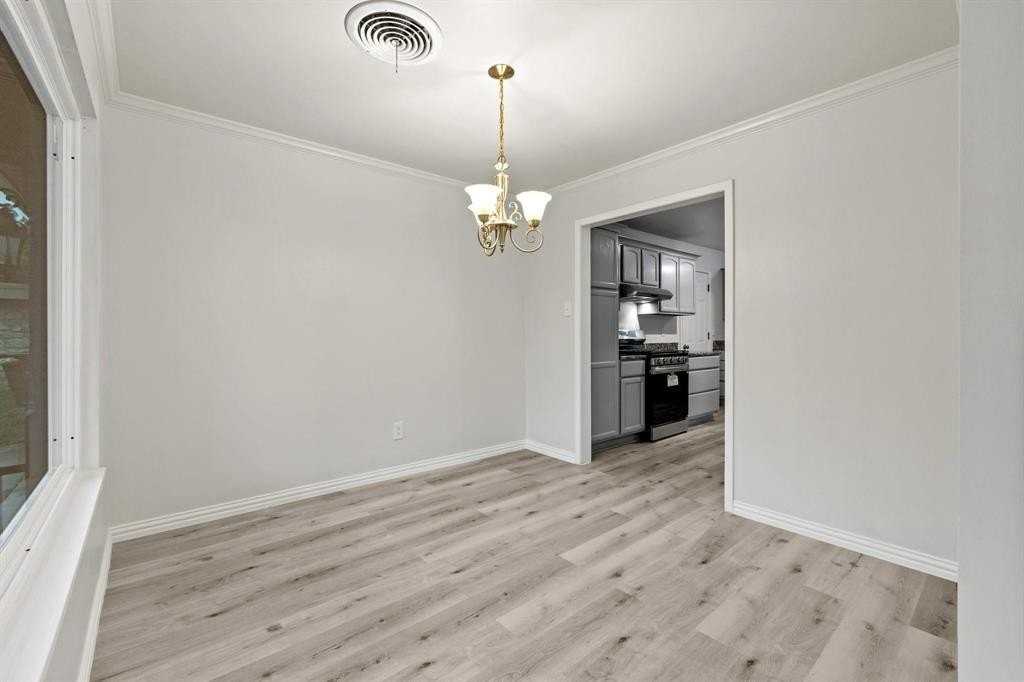 2909 Conejos Drive - Photo 7 of 30