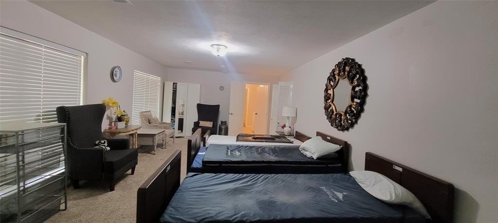 204 Overhill Drive - Photo 5 of 40