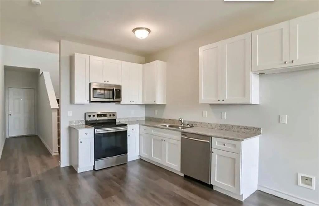 7923 Doreen Avenue - Photo 2 of 4