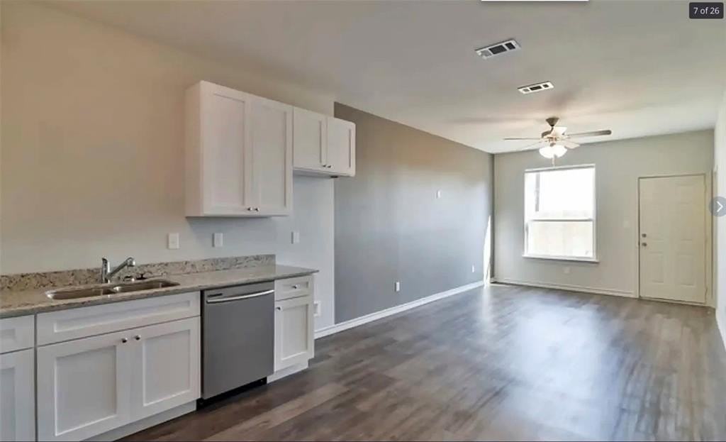 7923 Doreen Avenue - Photo 3 of 4