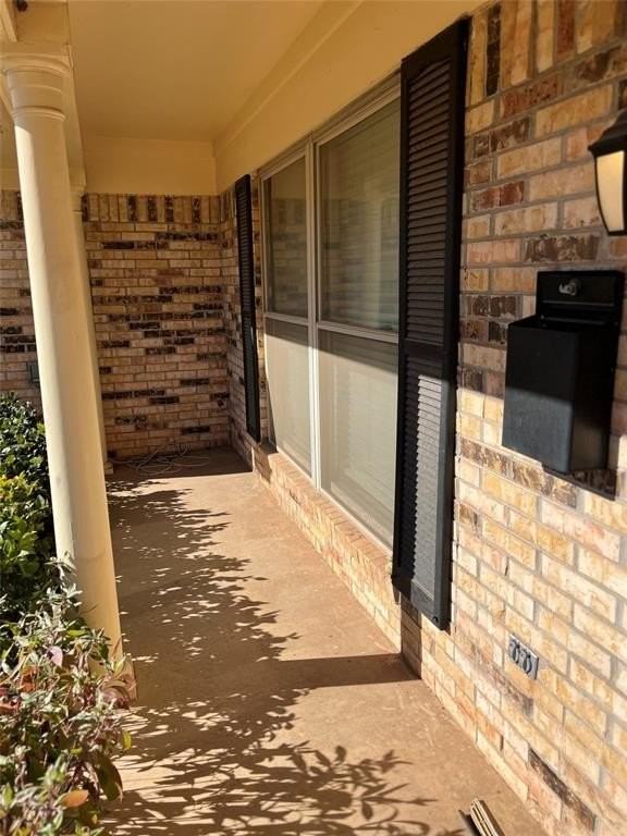 3218 Santa Monica Drive - Photo 2 of 30