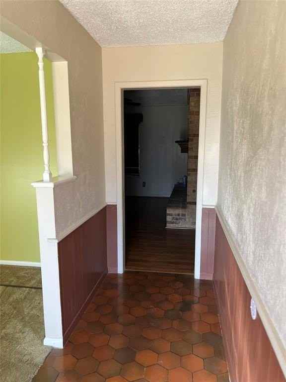 3218 Santa Monica Drive - Photo 3 of 30