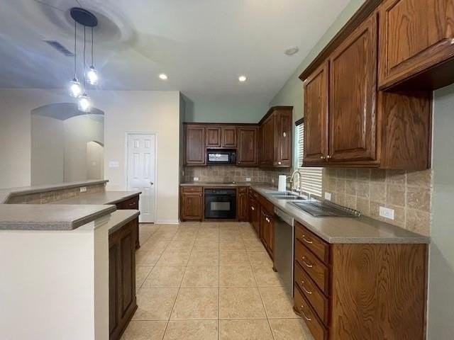 8525 Hudson Street - Photo 7 of 23