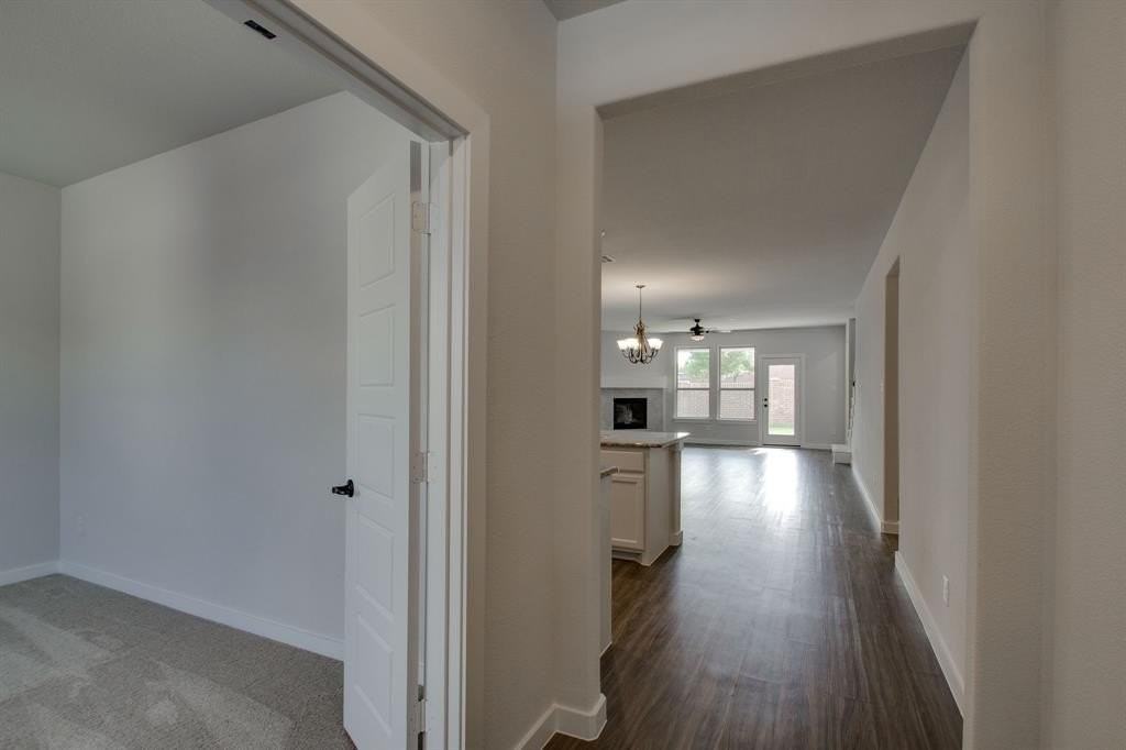 7612 Spring Dr - Photo 7 of 40