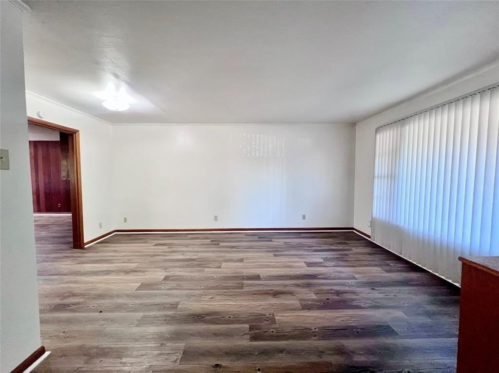 3423 East Perryton Drive - Photo 3 of 16