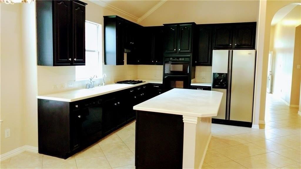 4417 Burnhill Dr - Photo 7 of 33