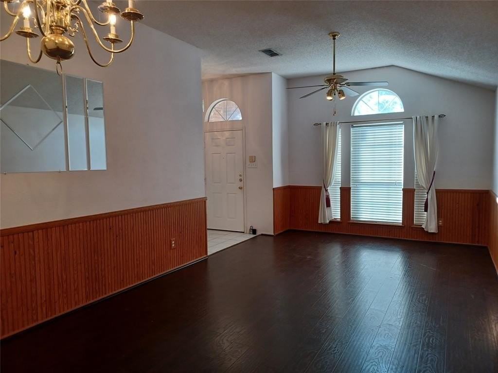 5707 Blue Meadow Trail - Photo 2 of 12