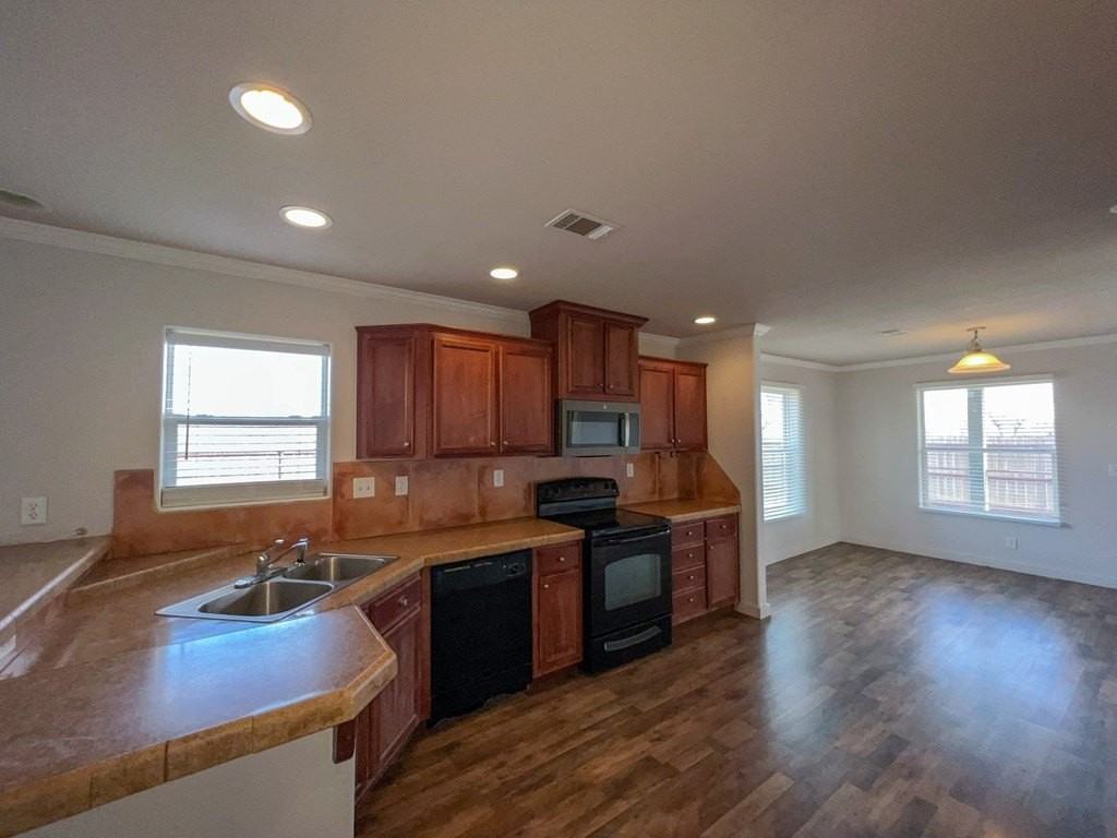 2500 West US Highway 90 - Photo 4 of 18