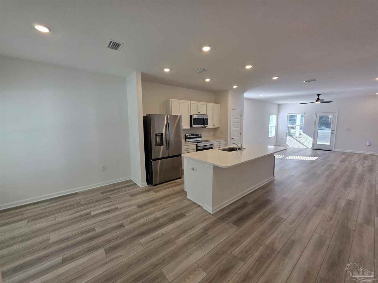 9613 Sagewood Dr - Photo 2 of 27