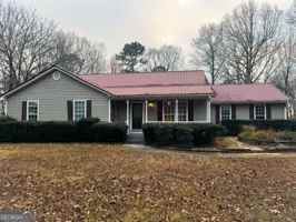 featured image of 1358 Ball Ground Rd