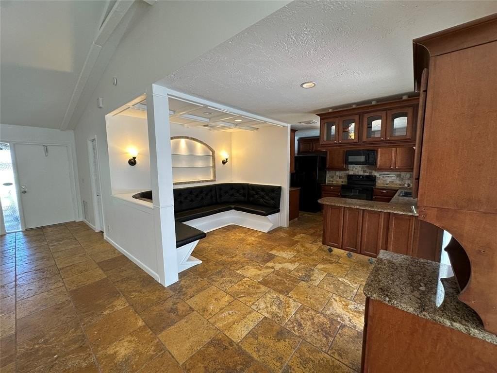 364 Northwest 107th Terrace - Photo 4 of 36