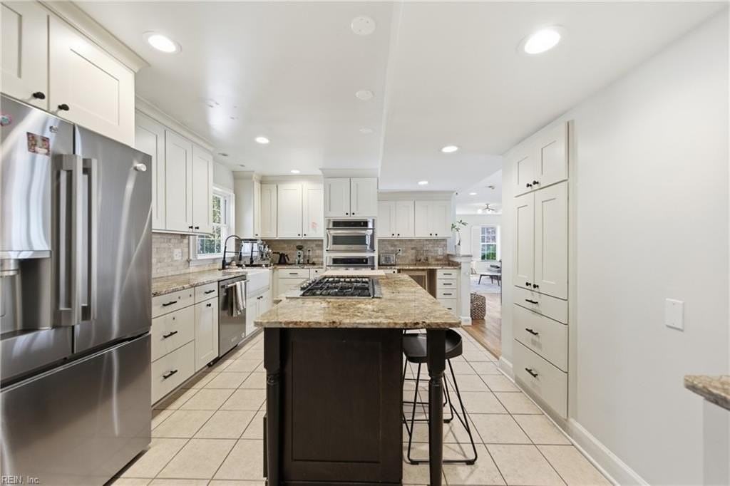 124 Villa Road - Photo 4 of 50