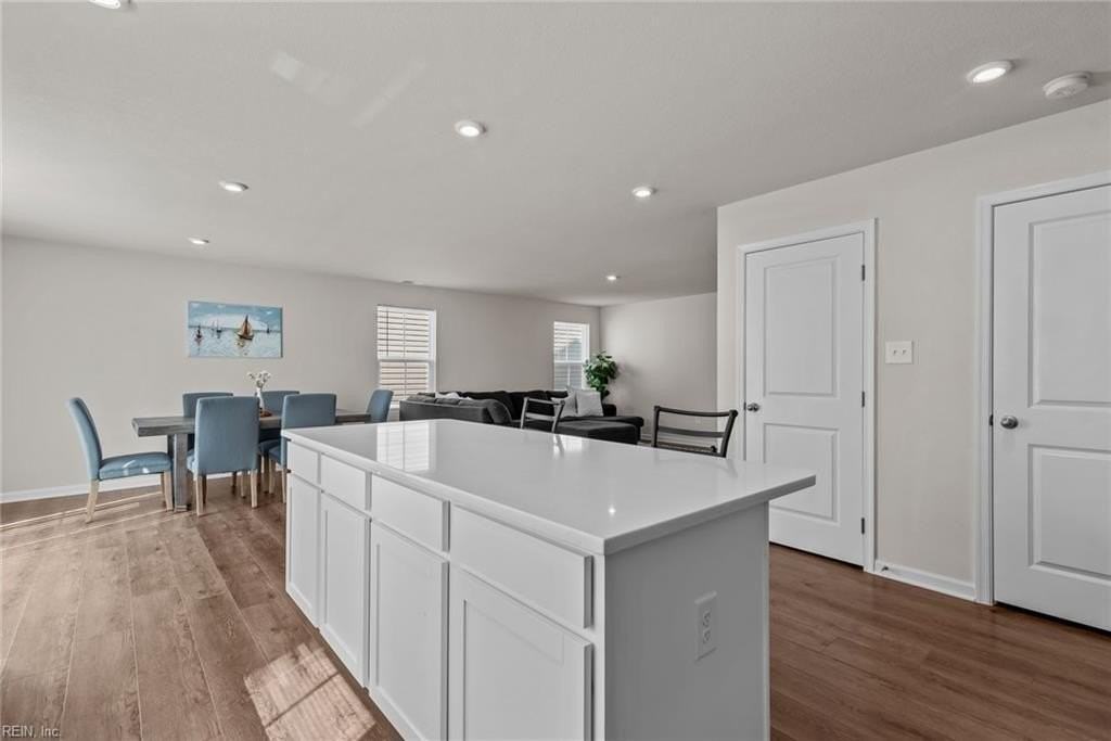 223 Monmouth St - Photo 7 of 35