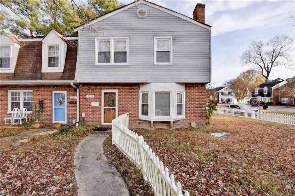 2259 Sedgewick Drive - Photo 3 of 21