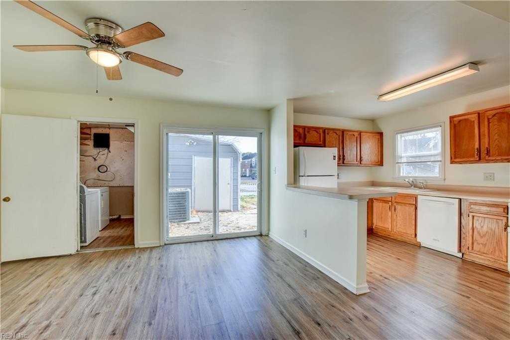 2259 Sedgewick Drive - Photo 6 of 21