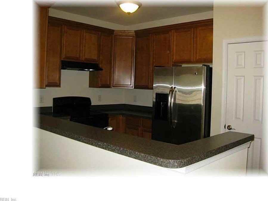 451 Revolution Lane - Photo 4 of 10