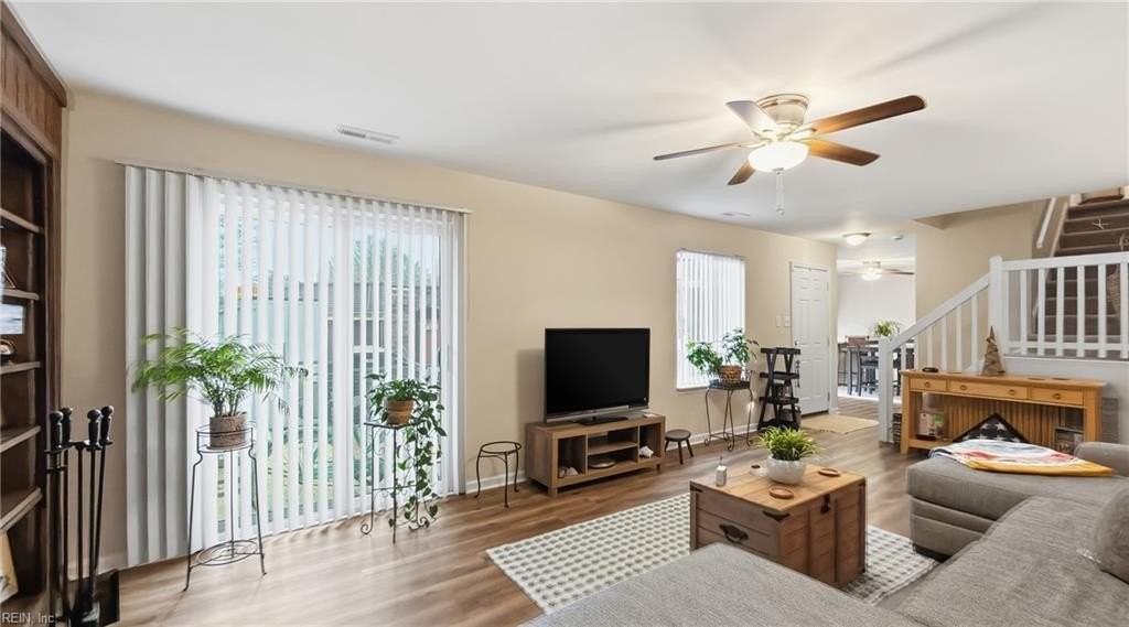 1600 Ocean Lakes Court - Photo 5 of 25