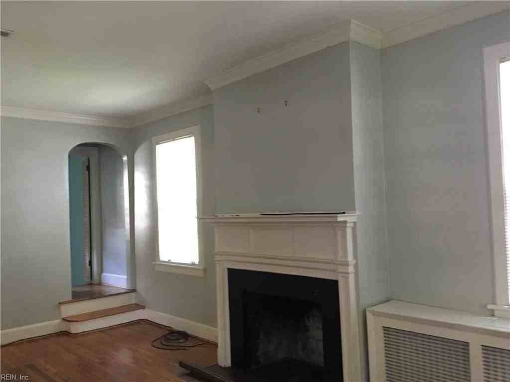 1324 Westover Ave - Photo 5 of 32