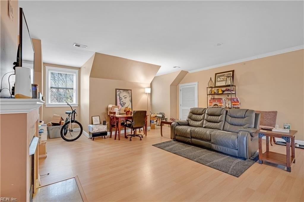 415 East Freemason Street #3B - Photo 4 of 19