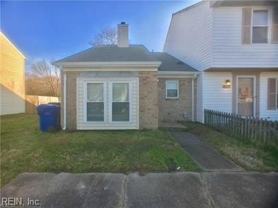 715 Wolf Trap Lane - Photo 1 of 1