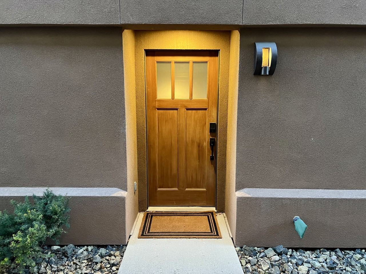 753 Oak St #TH - Photo 3 of 40