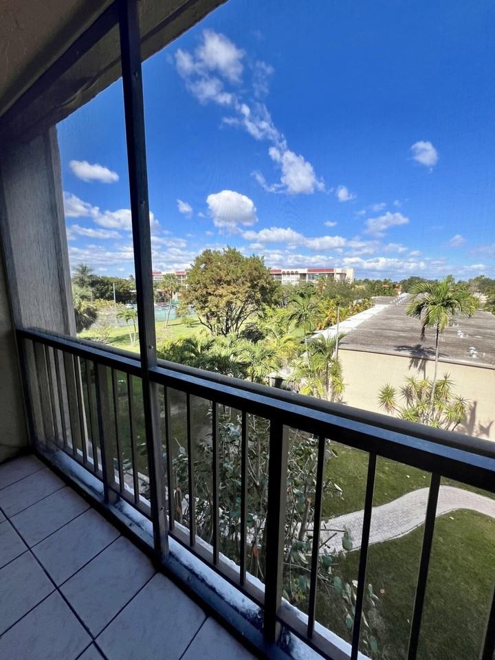 2101 Atlantic Shores Boulevard #418