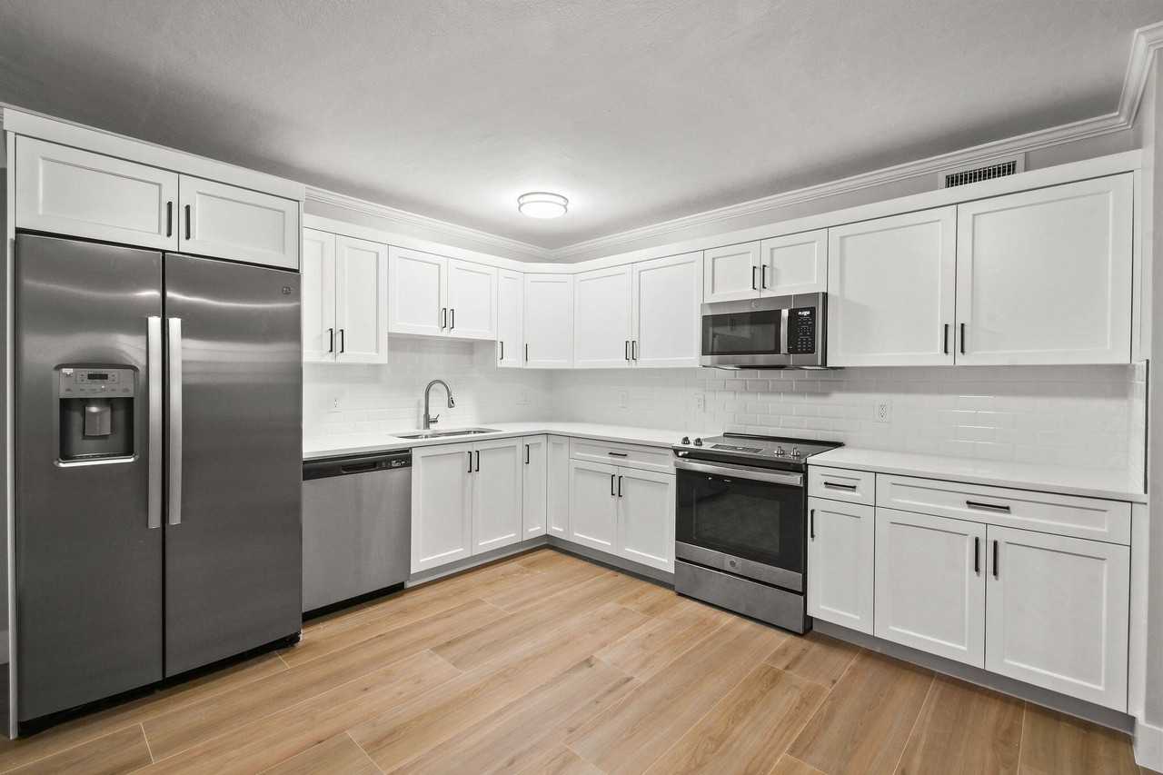 324 Southwind Dr #15 - Photo 4 of 31