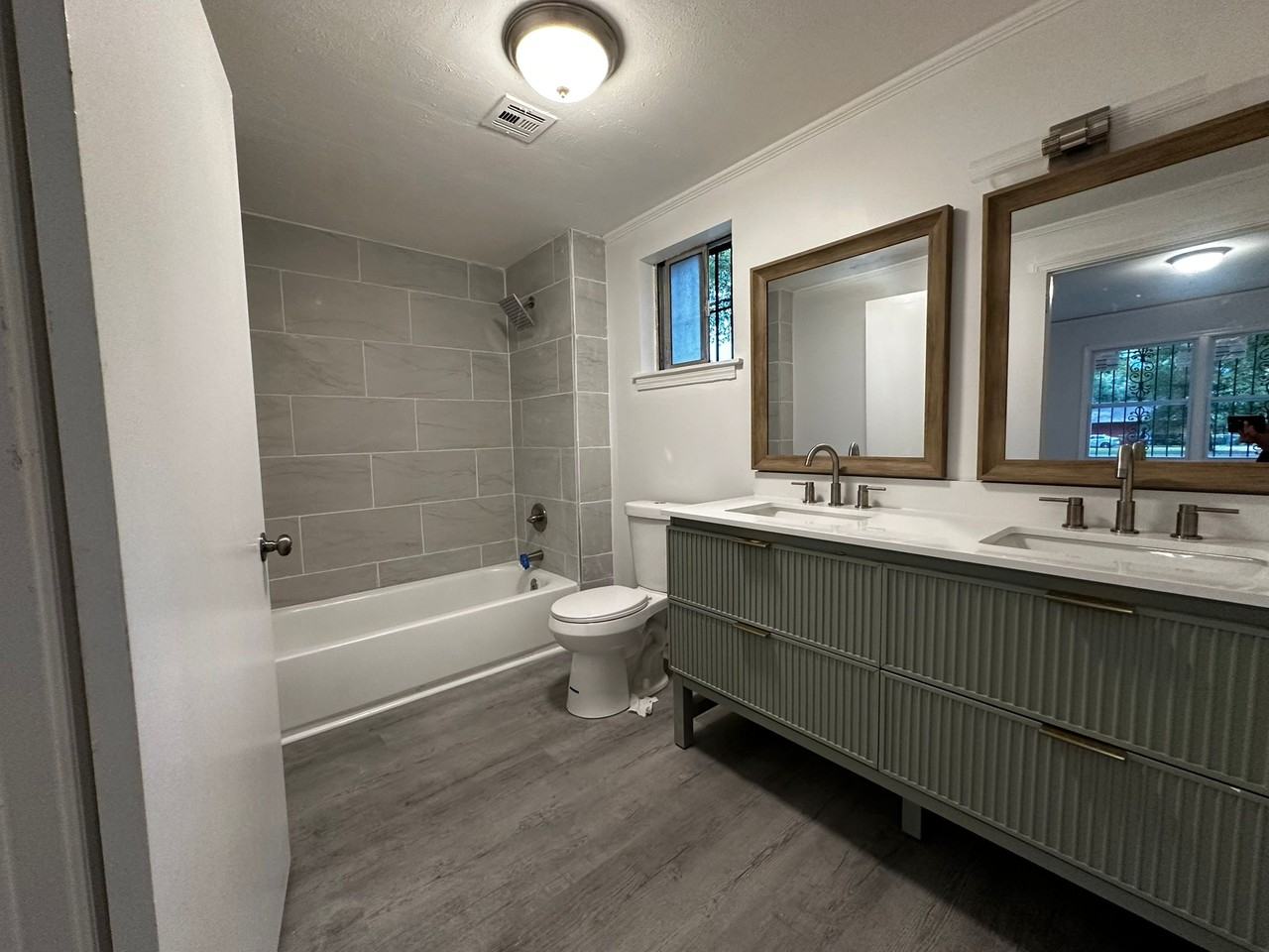 76 South Haardt Drive #1 - Photo 6 of 44